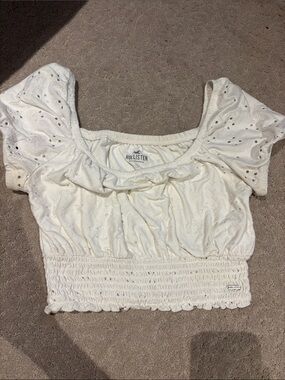 Hollister White Eyelet Smocked Puff Sleeve Crop Top